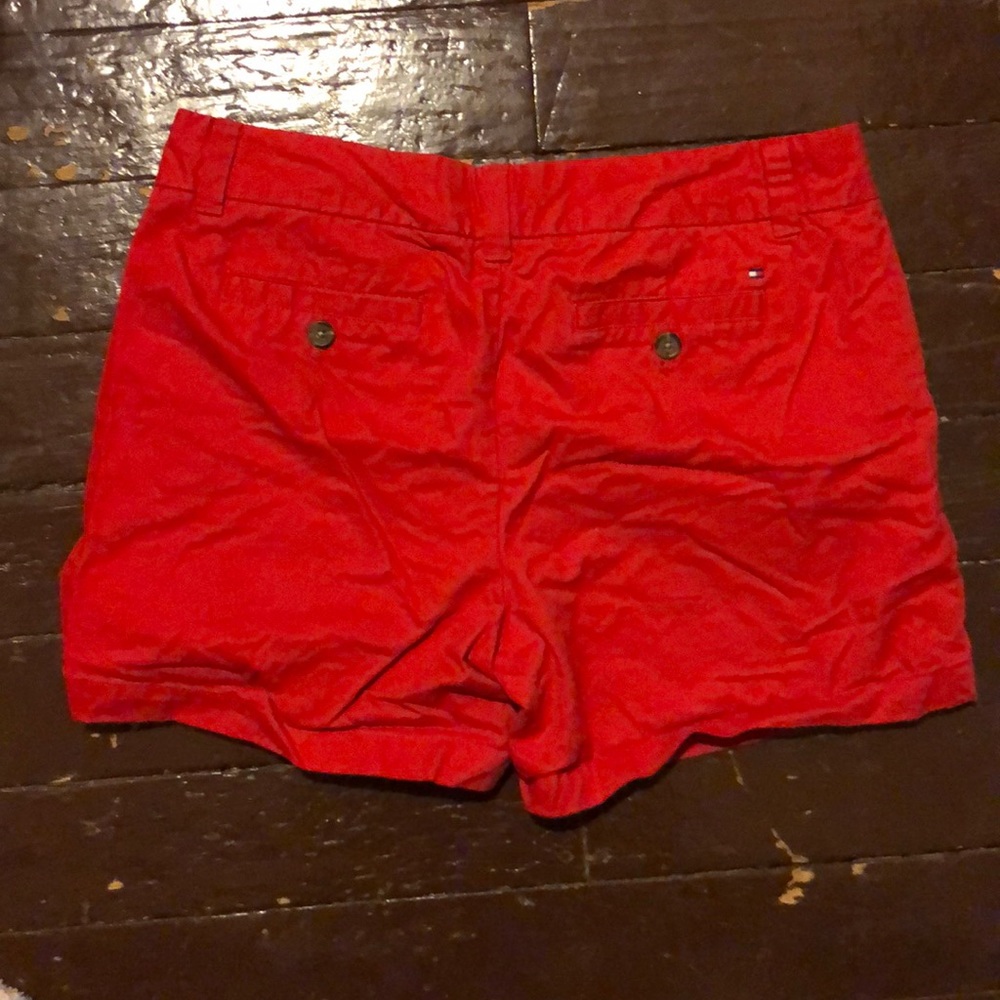 SOLD Tommy Hilfiger shorts - Picture 2 of 4